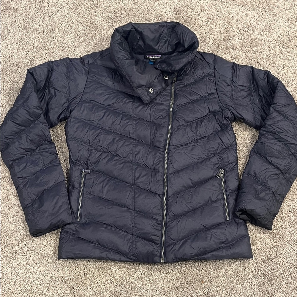 Patagonia Women's Grey Down Puffer Jacket